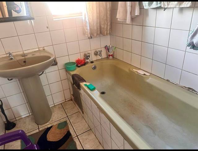 3 BEDROOM HOUSE FOR SALE IN SOSHANGUVE DD